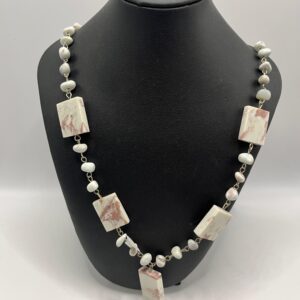 Collares